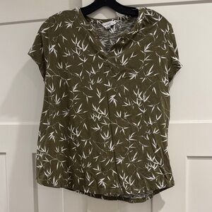 Liz Claiborne Green and White Floral Print Short-Sleeve T-Shirt, Size XXL